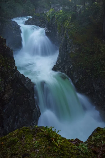 Маленька Qualicum водоспад — стокове фото