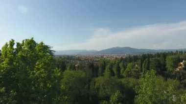 Villa Cora, Floransa, İtalya ile Floransa Güzel Cityscape havadan görünümü. 4k Ultrahd
