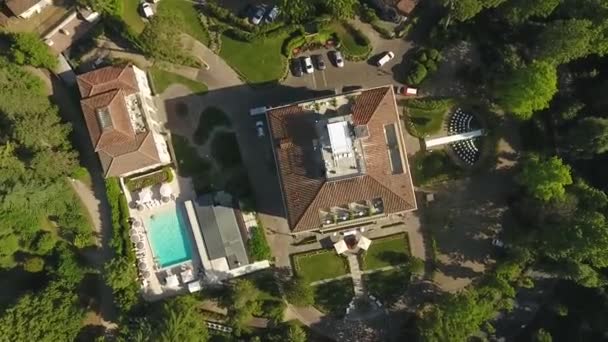 Luftutsikt vacker stadsbilden Florens med Villa Cora, Florens, Italien. 4K-video — Stockvideo