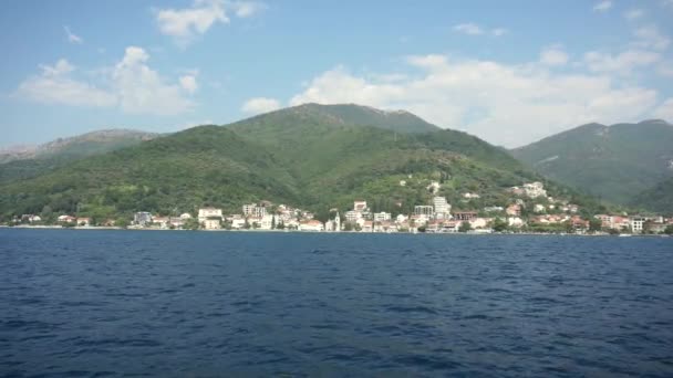 Vista aérea de Porto Montenegro. La ciudad de Tivat. Septiembre 2016 ultrahd — Vídeo de stock