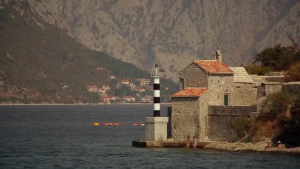 Vista aérea de Porto Montenegro. La ciudad de Tivat. Septiembre 2016 — Vídeo de stock