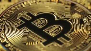 Bitcoin Kripto para birimi Altın Bitcoin BTC Bit Parası Bitcoin sikkelerini kapatın. Sanal internet şifreleme para birimi Bitcoin BTC