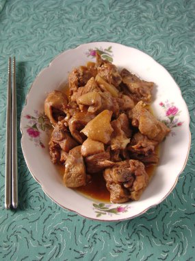 Kuzu güveç yemek iyi