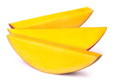 İzole üç mango dilimleri