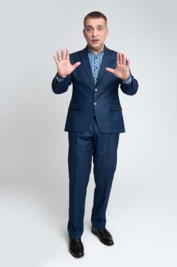 Kameraya bakarak shoked iş adamı