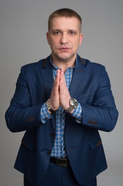 yardım için dua işadamı