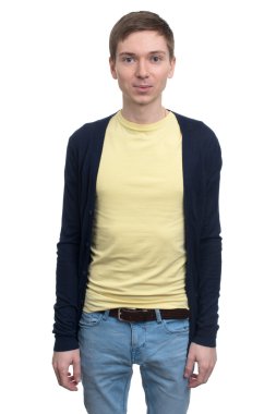 Yakışıklı genç adam. 
