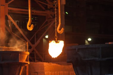 Metalurji bir bitki parlayan demirli