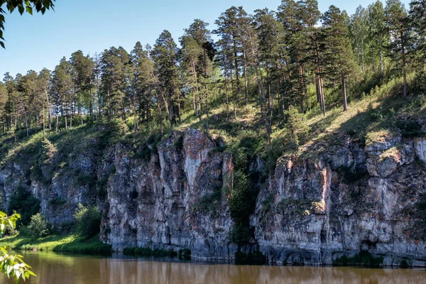 Rocky Shore Picturesque River — Stock Photo, Image