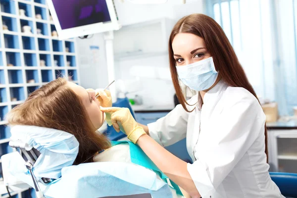 Professional woman dentist doctor working . woman at dental clinic. lady woman at dentist — Stock Photo, Image