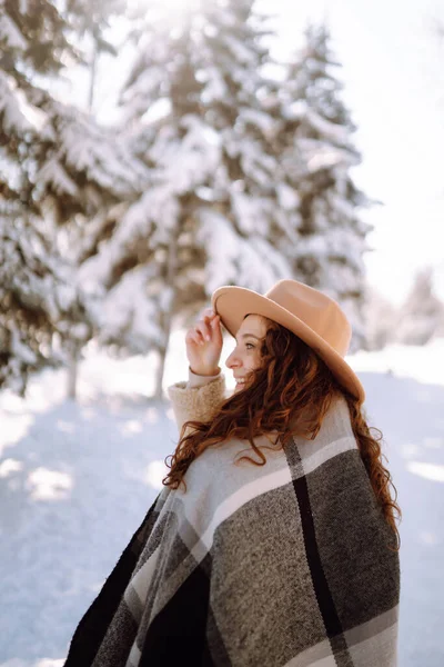 Beautiful Woman Hat Plaid Scarf Coat Posing Joy Snow Forest — Stock Photo, Image