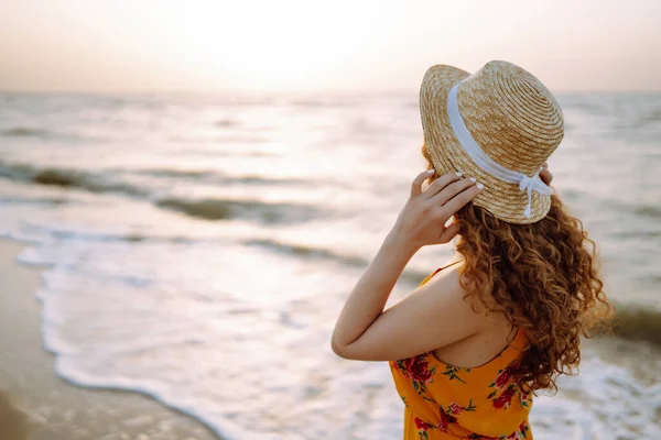 Young Happy Woman Walks Seashore Travel Weekend Relax Lifestyle Concept —  Fotos de Stock