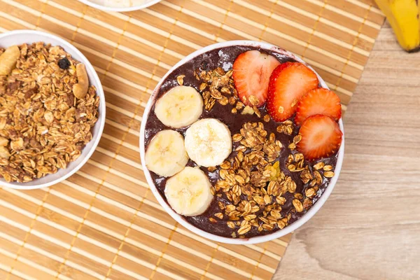 Close Bowl Banana Strawberry Top View — Stock Photo, Image