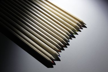 tablo üzerinde kalem