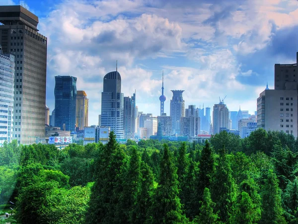 kamu Parkı ve gökdelenler