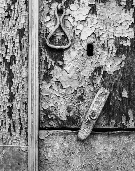 tokmağı ile eski kilit