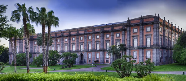 Ulusal Sarayı Müzesi Capodimonte. Napoli, İtalya — Stok fotoğraf