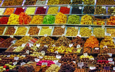 Renkli pasta ve tatlılar satış