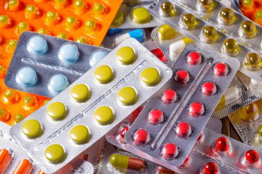 Uyuşturucu ve ilaçların çeşitliliği