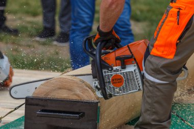 Kiev. Ukrayna. 22 Haziran 2019. Elektrikli testere. Stihl, Alman elektrikli testere ve diğer el teçhizatı üreticisi.