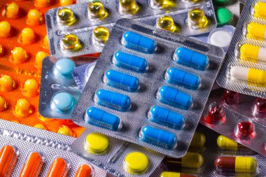 Uyuşturucu ve ilaçların çeşitliliği