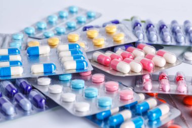 Uyuşturucu ve ilaçların çeşitliliği