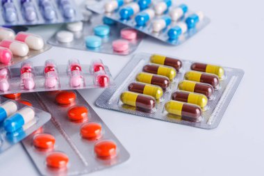 Uyuşturucu ve ilaçların çeşitliliği