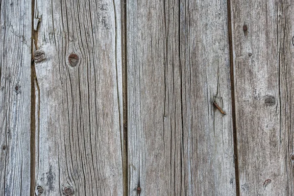 Stary Drewniany Płot Szarobrązowe Deski Pękniętych Piękne Teksturowane Tło Dla — Zdjęcie stockowe