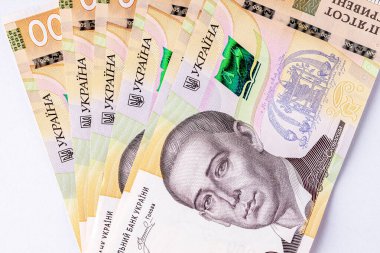 500 Hryvnia, Ukrayna banknotu. Parça. Portre Grigory Skovoroda, filozof, şair ve öğretmen. Yakın plan. Ukrayna banknotu. Ukrayna 'nın kağıt parası