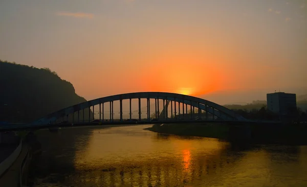 Sonnenaufgang im Hafen — Stockfoto