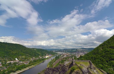 Castle Strekov nehir Labe vadisinde