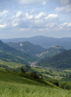 Dağlar Pieniny Slovakya ve Polonya