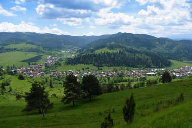 Dağlar Pieniny Slovakya ve Polonya