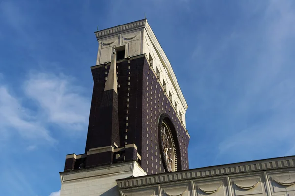 Church on Jiriho z Podebrad square — Stock Photo, Image