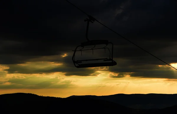 Coucher de soleil dans la soirée dans les montagnes Jeseniky — Photo