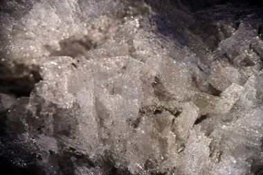 Buz gibi kar ayrıntılı olarak bahar zamanı