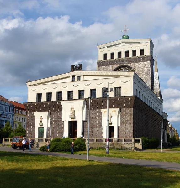 Церковь и башня в Виннице — стоковое фото