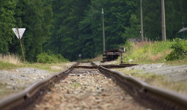 Railroad tracks in station Korenov — Stockfoto