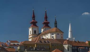 Fırtına gün kasabada Kadan