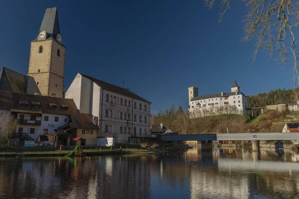 Rozmberk Nad Vltavou Stad Med Gamla Slott Över Dalen Floden — Stockfoto