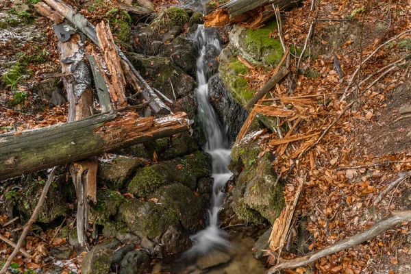 Cachoeira Sob Cernava Leste Região Morávia Outono Inverno Dia Cor — Fotografia de Stock