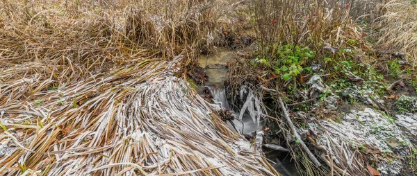 Haut Débit Ruisseau Bystricka Près Bystrice Pod Hostynem Ville Dans — Photo