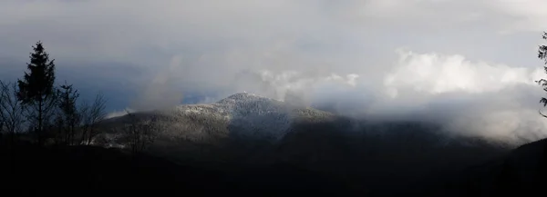 Inverno Alba Vicino Gelida Collina Lysa Montagne Beskydy Cielo Blu — Foto Stock