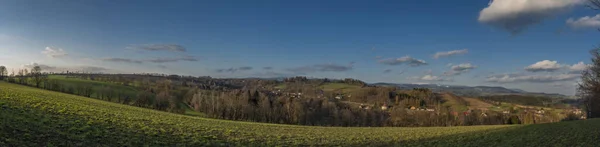 Blick Auf Roprachtice Dorf Mit Alter Kirche Frühling Schöne Sonnige — Stockfoto