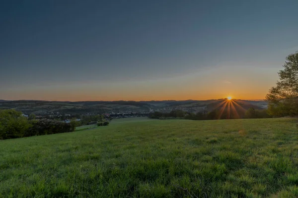 Město Vizovice Východem Slunce Svěžím Barevným Vzduchem Východní Moravě — Stock fotografie