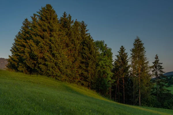 Aldeia Cor Semriach Com Schockl Colina Sobre Pôr Sol Noite — Fotografia de Stock