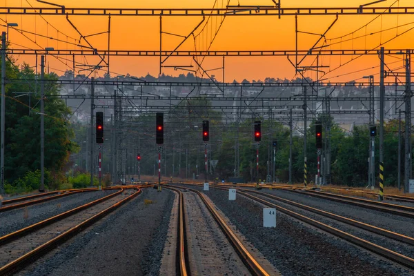 Farblicher Sonnenuntergang Ende Des Sommers Der Station Praha Holesovice — Stockfoto