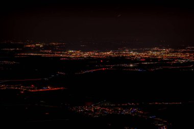 Holubov CZ 12 10 2025 yakınlarındaki Klet tepesinden gece manzarası.