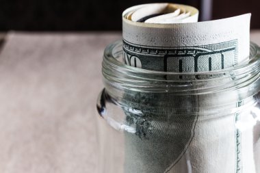 bir cam kavanoza dolar. sığ derinlik-in tarla