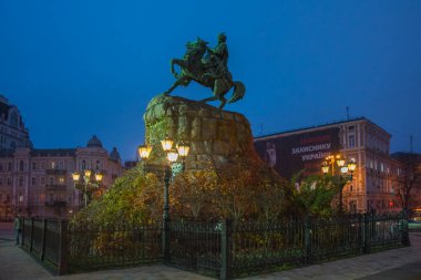 Bohdan Khmelnytsky Anıtı, Kyiv